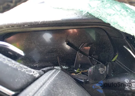 2021 Jeep Grand Cherokee L Overland 4X4 z USA, uszkodzony, nr VIN 1C4RJKDT9M8180459